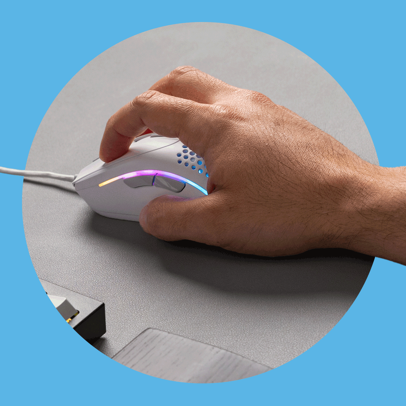 gif of hand gripping Model D 2 Wired mouse in White using different grip styles